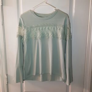 Arizona long flared sleeved Sage top with embroidering size 20 and 1/2